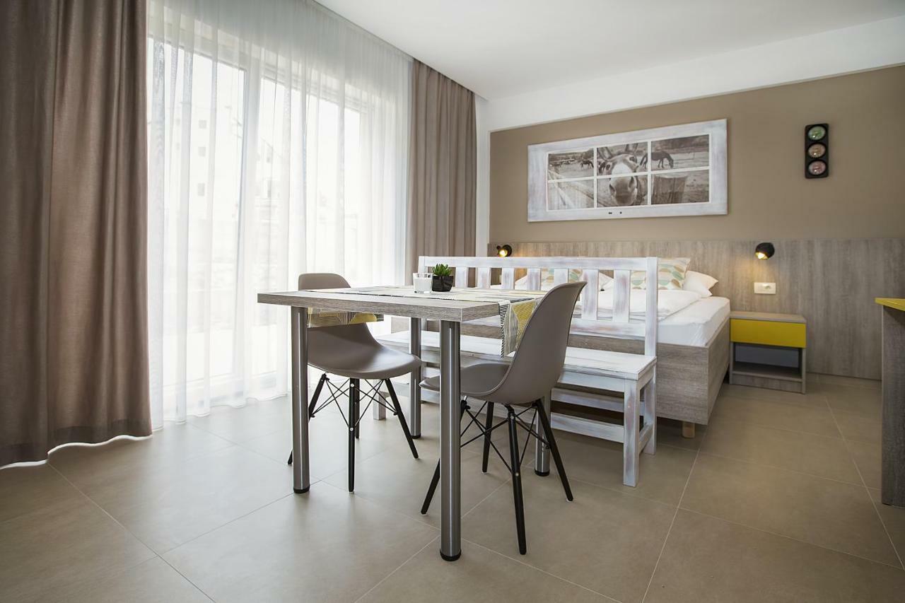 Apartments Capic Niko Baska  Exterior photo