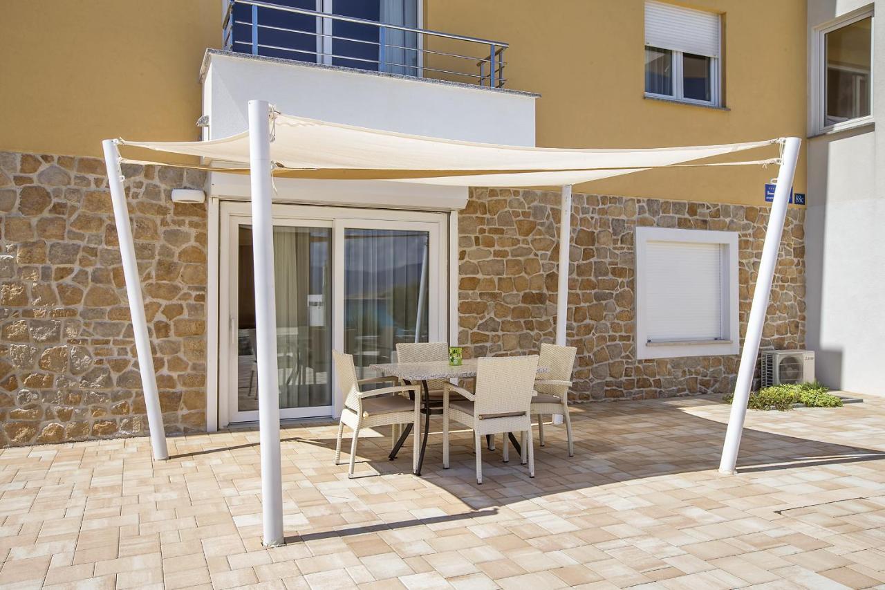 Apartments Capic Niko Baska  Exterior photo